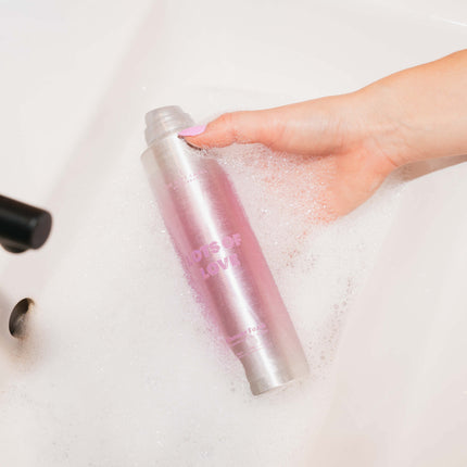 Shower Foam 200ml - STUDIO - Lots Of Love