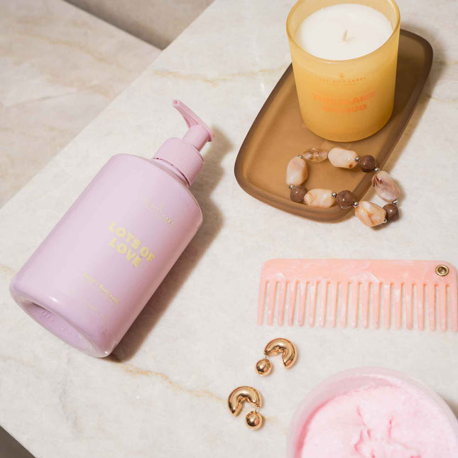 Fluffy Scrub 200gr - STUDIO - Hugs & Kisses