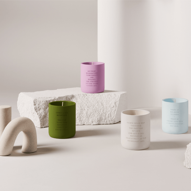 The Gift Label Cement candle - Purple