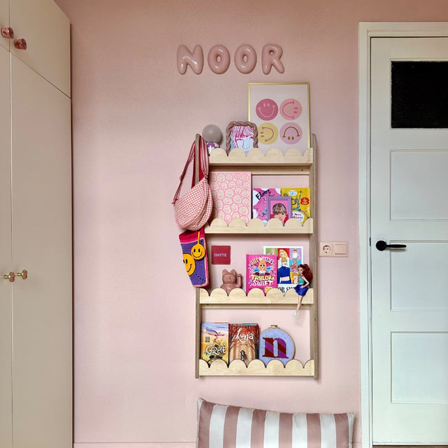 The Gift Label Wall Letter - Q - Pink